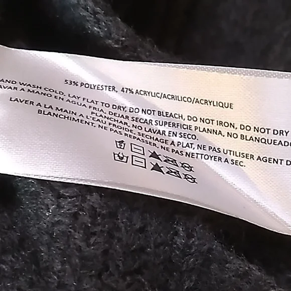 Lucky Brand Dark Gray Scarf 18 x 90 inches including the fringe. NWT - Picture 5 of 7